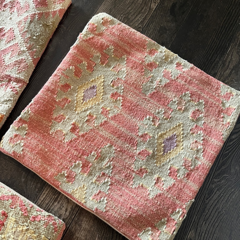 Pottery Barn Wool Pillow Cover Tribal Kilim Set Of 3 18x18 - Picture 3 of 10